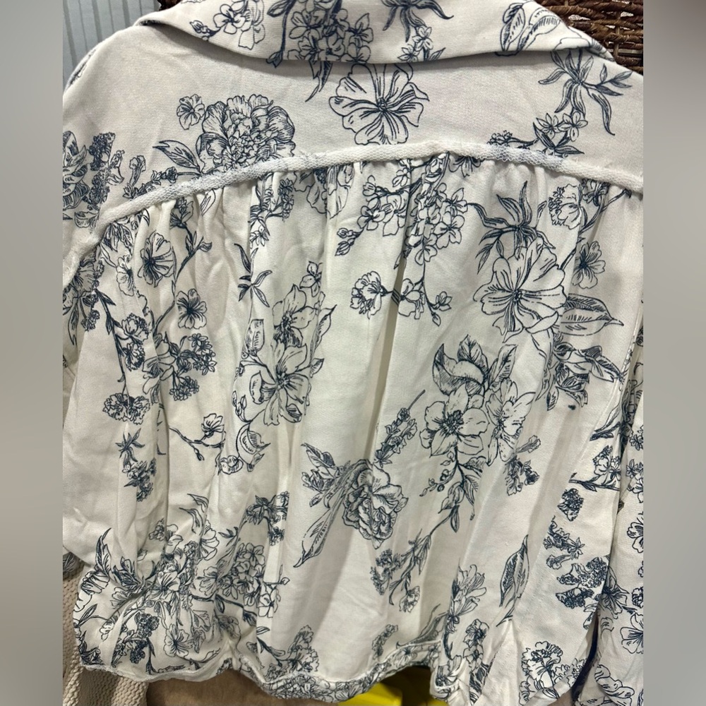 Weekend Wildflower Slouchy Terry Top - Picture 2 of 7